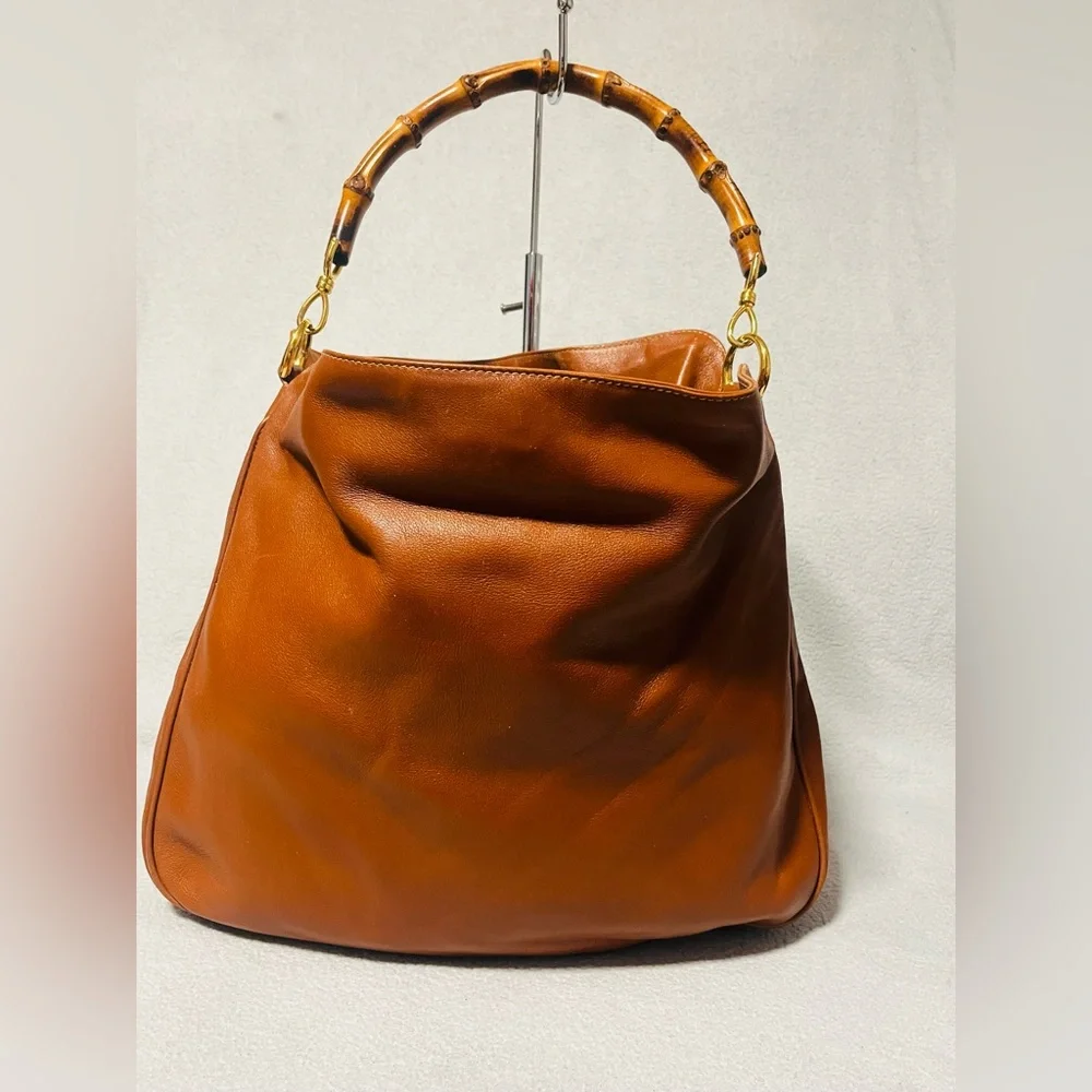 Gucci Bamboo Leather Shoulder Bag - Picture 14 of 14